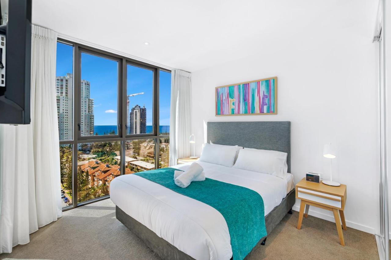 The Eureka Gold Coast Residence On Broadbeach Exterior photo