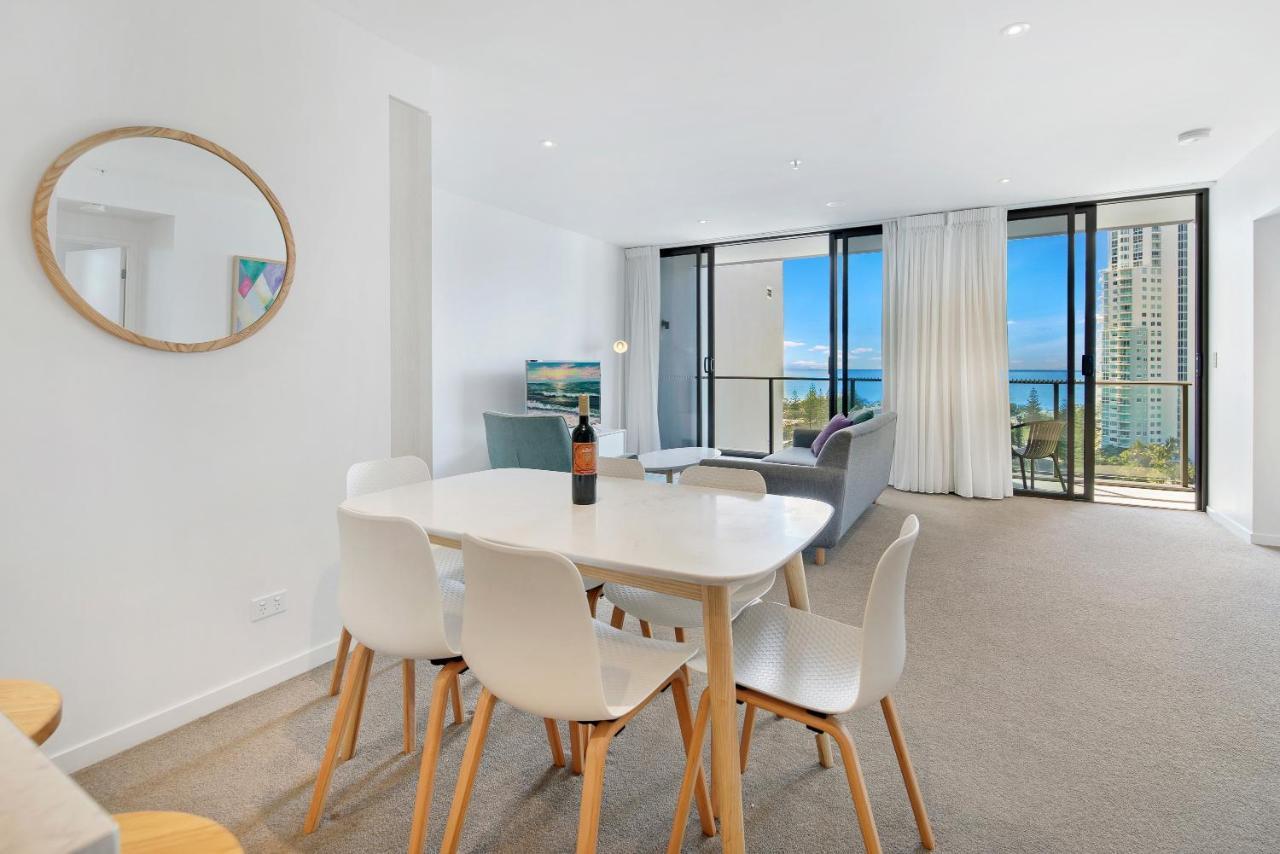 The Eureka Gold Coast Residence On Broadbeach Exterior photo