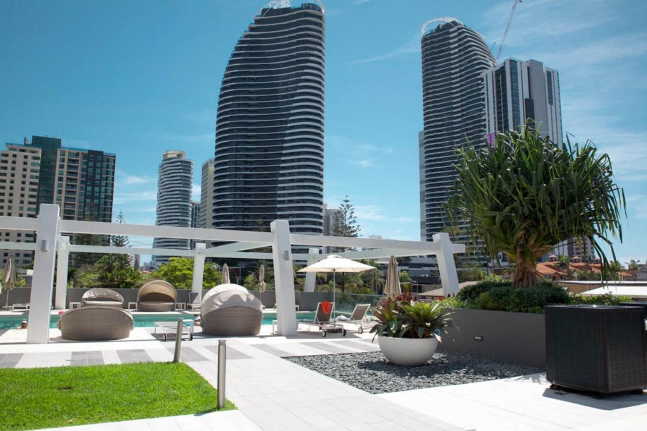 The Eureka Gold Coast Residence On Broadbeach Exterior photo